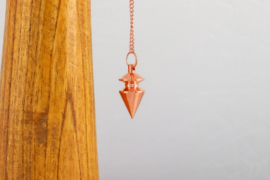 Triangle clock - Brass, copper-plated
