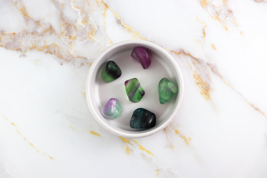 Pierre roulée en Fluorite multicolore